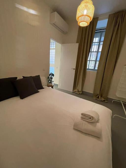 New Piso Centrico 7Pax A 2 Min Andando De Gran Via Appartement Madrid Buitenkant foto